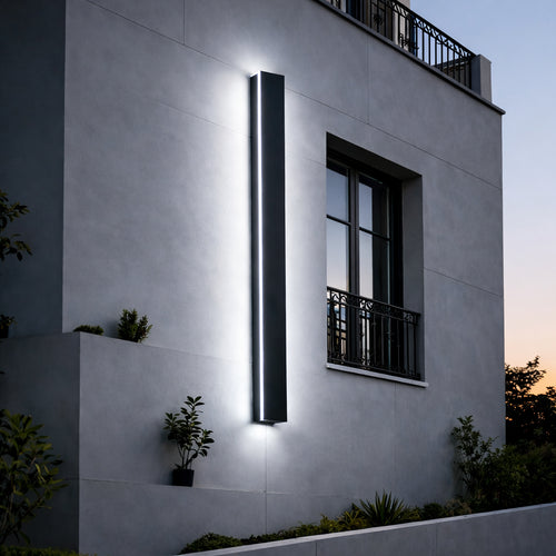 Obsidian Outdoor Wall Light