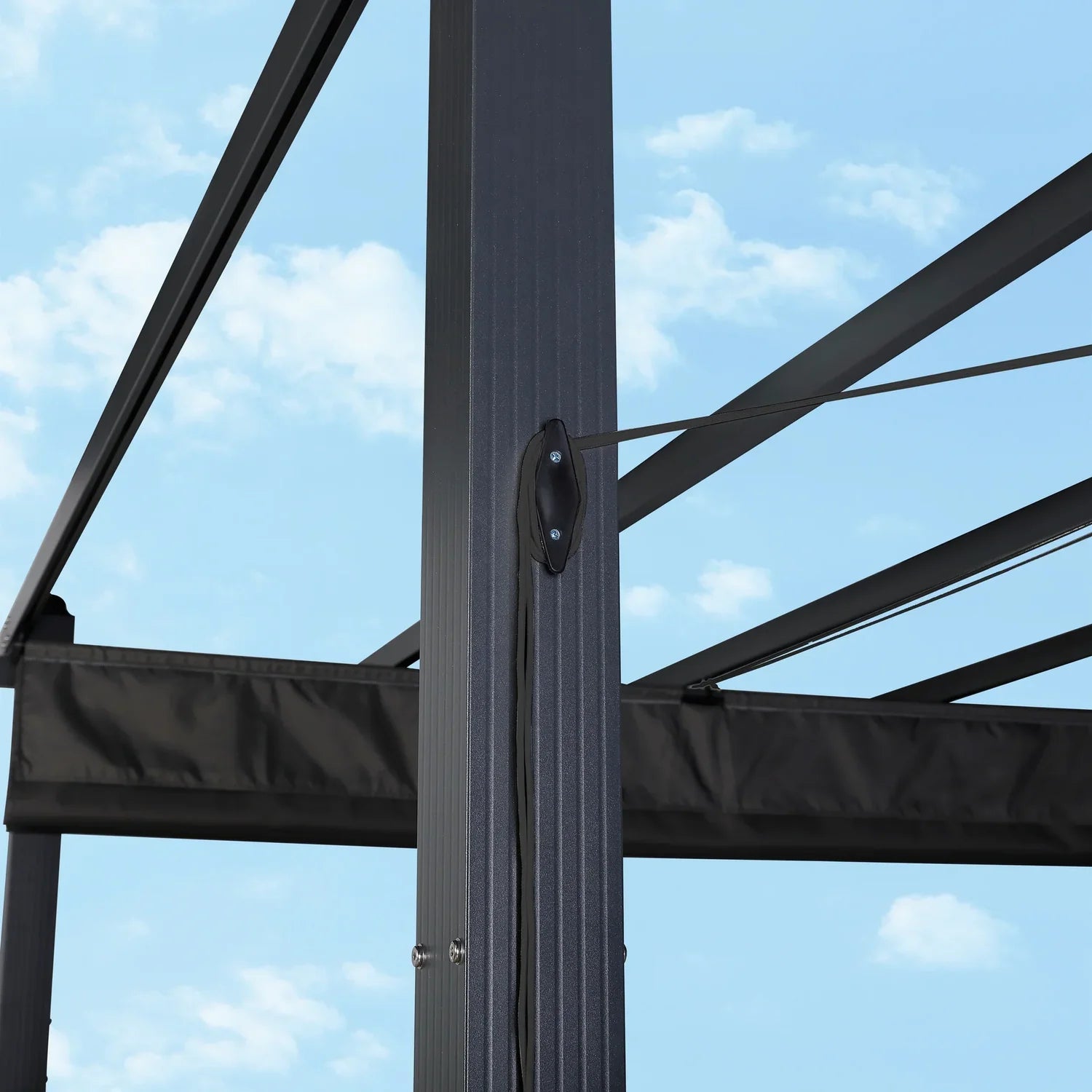 The Luxe Pergola