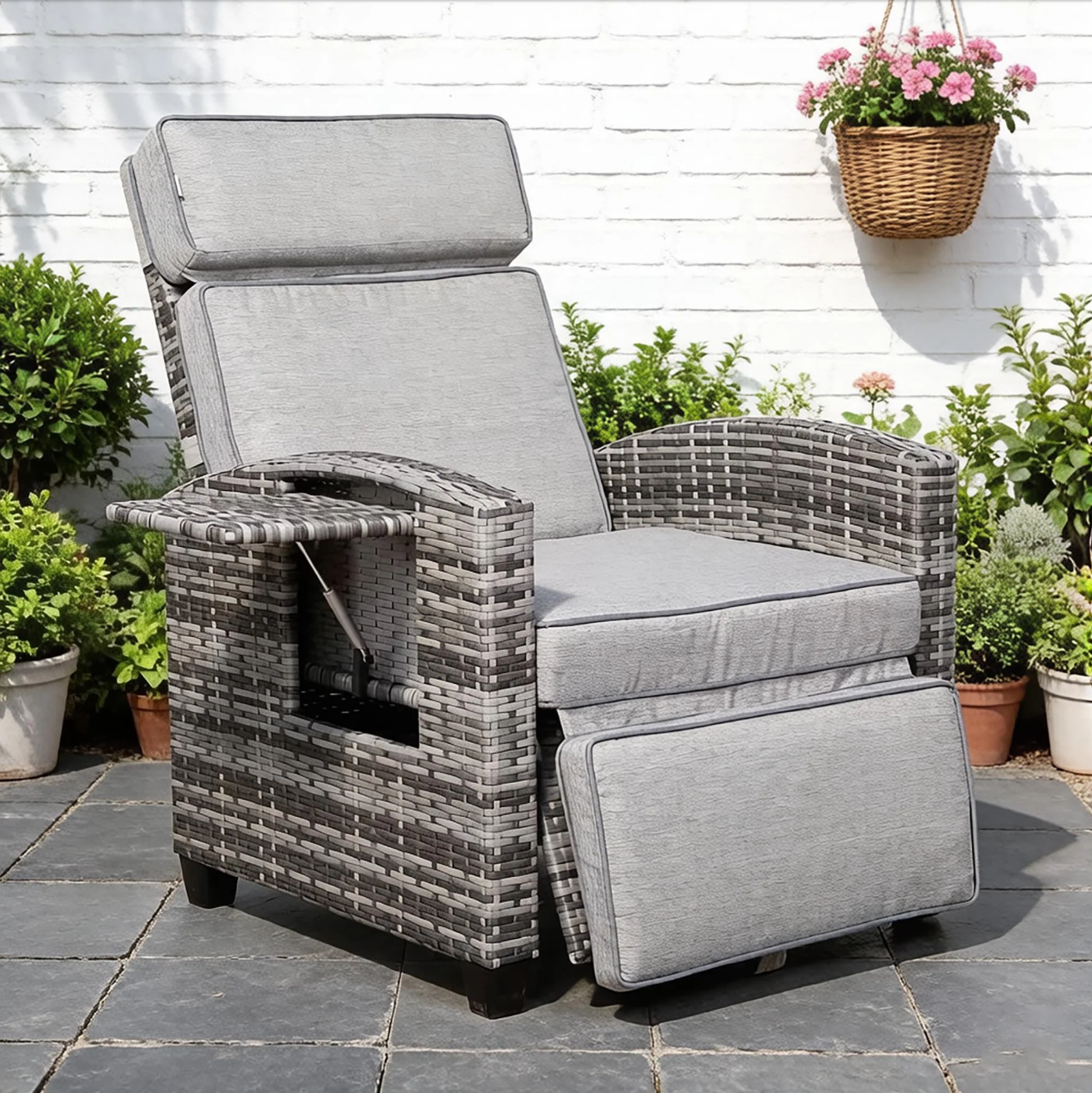 Outdoor Reclining Lounge Chair with Side Table