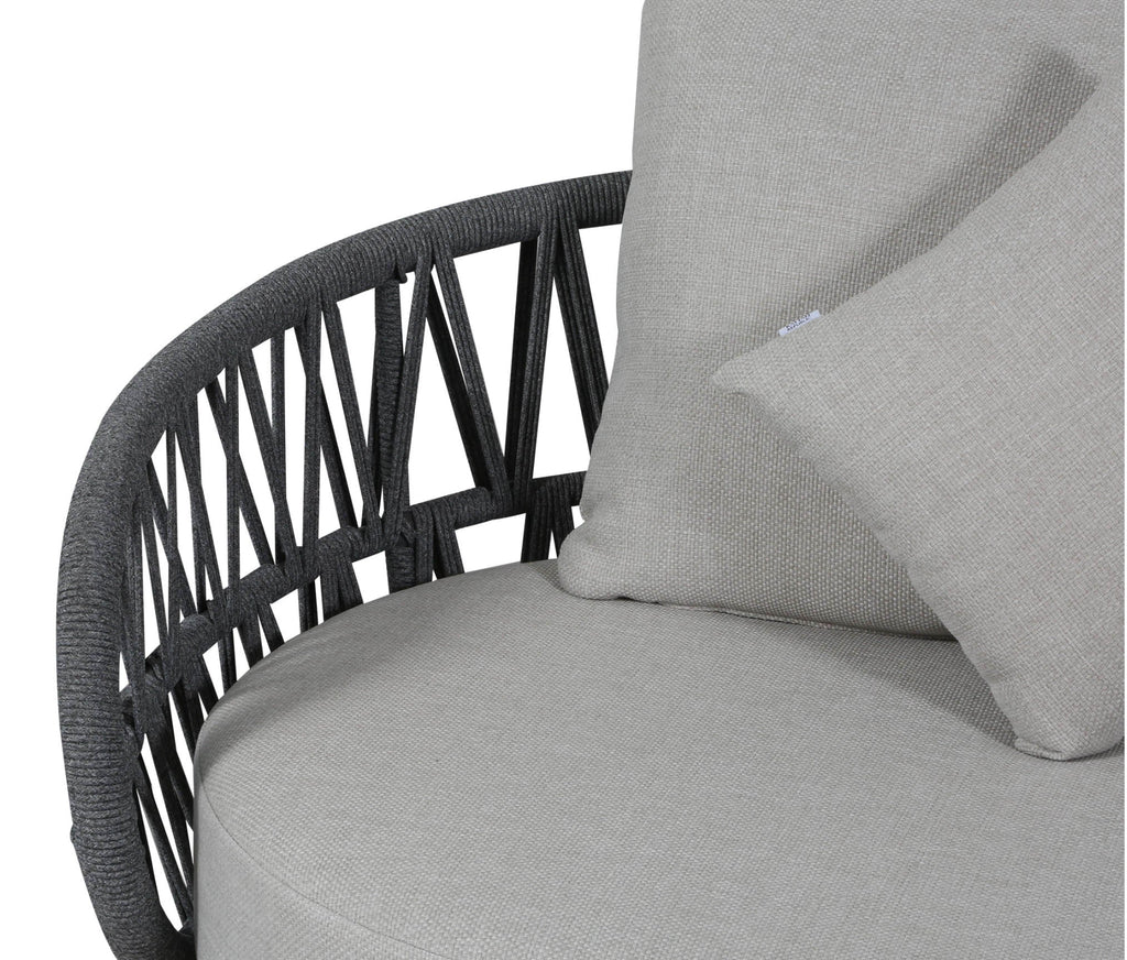 The Luna Garden Lounge Set