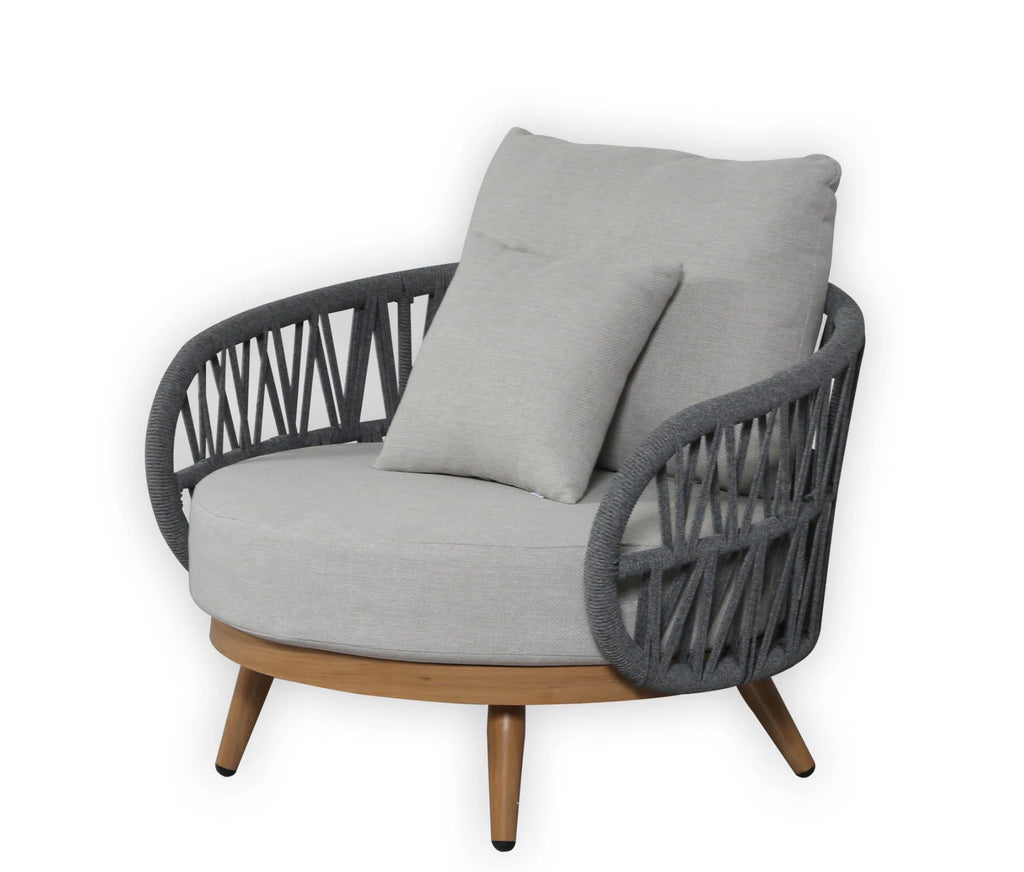 The Luna Garden Lounge Set